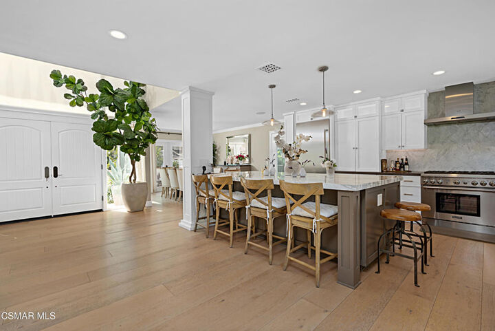 Property Photo: 1574 Devonshire Avenue CA 91361