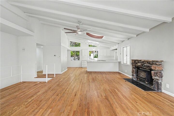 Property Photo: 15029 Encanto Drive CA 91403
