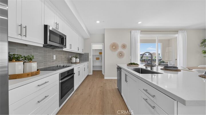 Property Photo:  8352 Toyon Street  CA 91708 