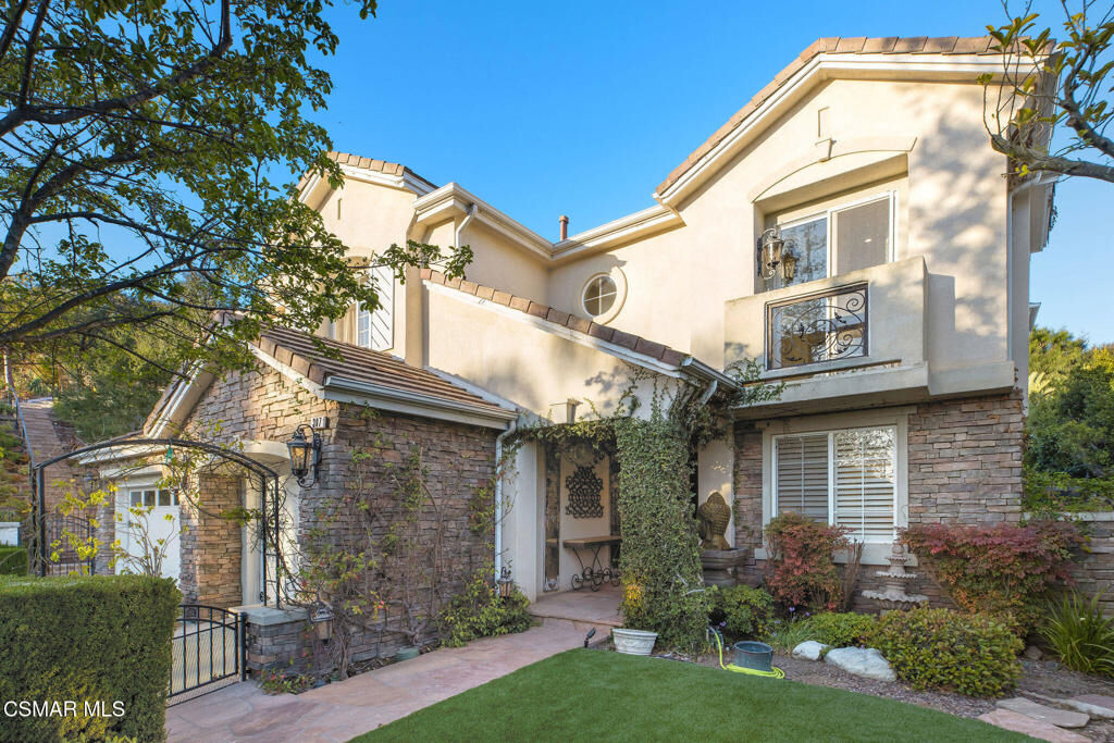 Property Photo:  307 Briar Bluff Circle  CA 91360 