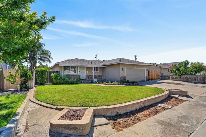 Property Photo:  1412 Elisabeth Avenue  CA 95320 