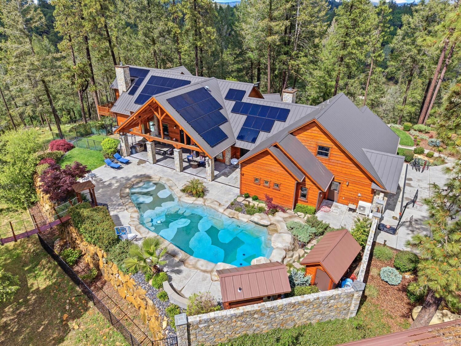 Property Photo: 3942 Bear Canyon Court CA 95722