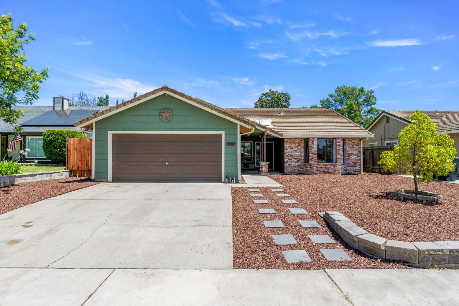 Property Photo: 1207 Buckboard Drive CA 95648
