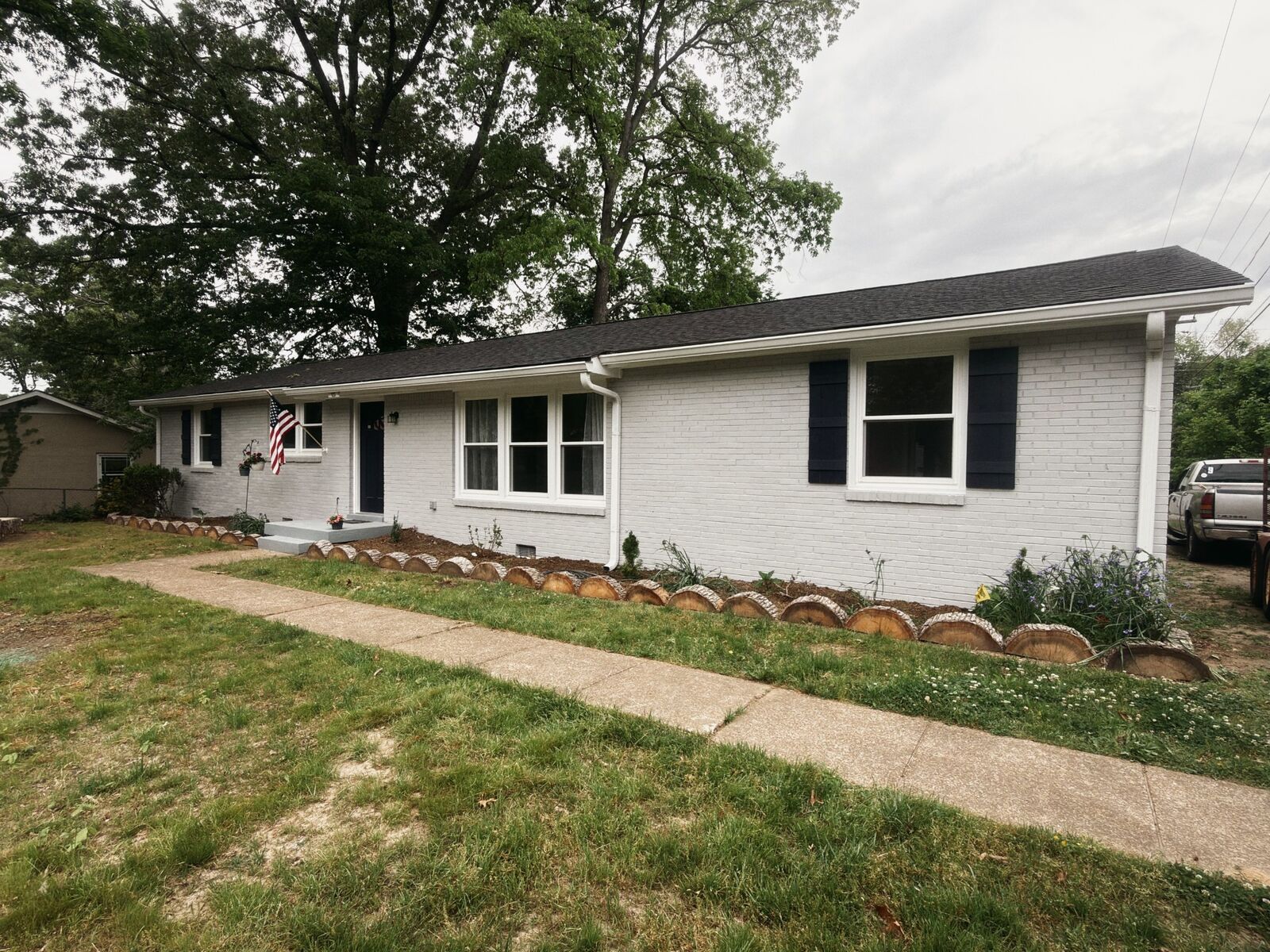 Property Photo: 123 Delaware Dr TN 37042