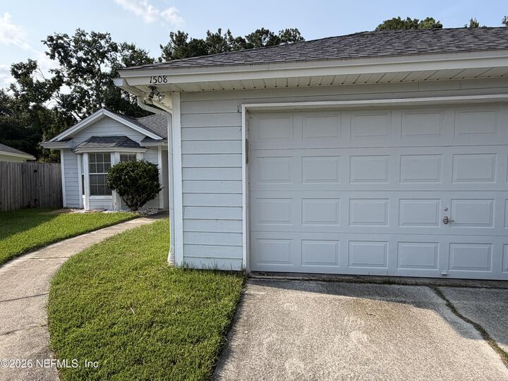 Property Photo:  1508 Irishwood Court  FL 32068 
