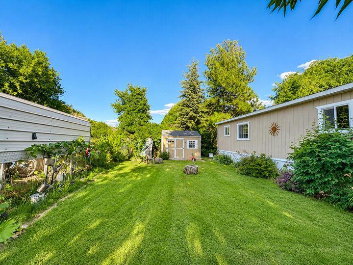 Property Photo:  1030 W 3rd Ave  WA 99141 