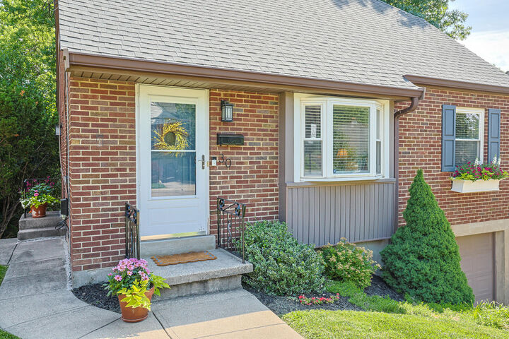 Property Photo: 30 E Lakeside Avenue KY 41017