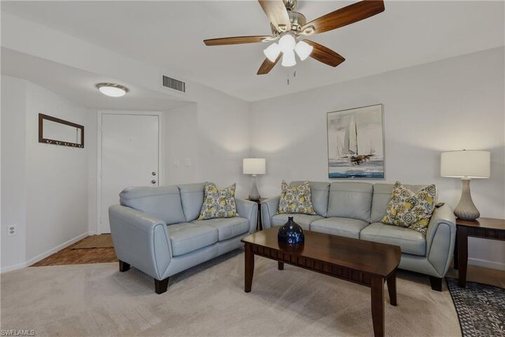 Property Photo: 1526 Mainsail Dr 3 FL 34114