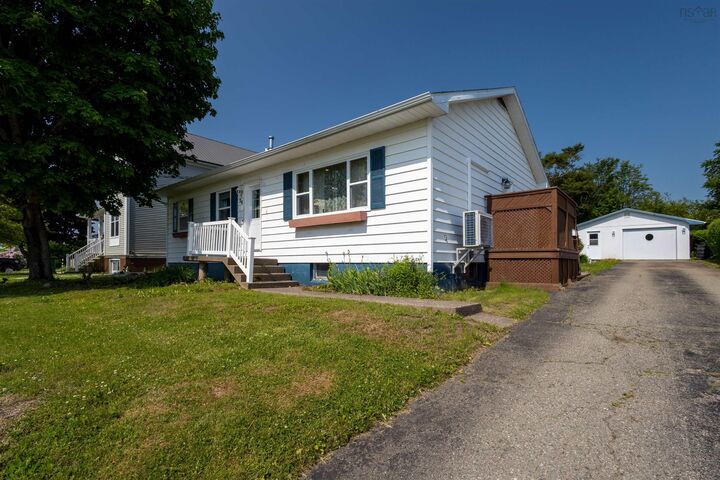 Property Photo: 36 Holic Avenue NS B2A 3R8