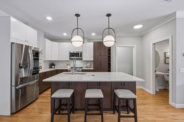 Property Photo: 287 Lexington Parkway S MN 55105