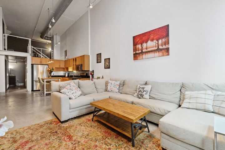 Property Photo:  250 Park Avenue 712  MN 55415 