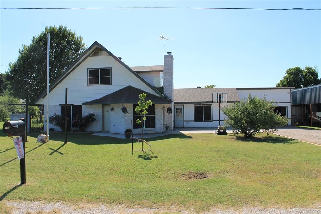 Photo de la propriété:  121 Port O Call Court  TX 76426 