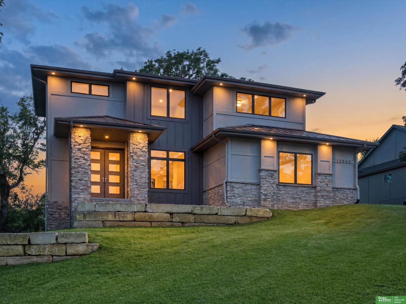 Property Photo: 13406 Spencer Circle NE 68123