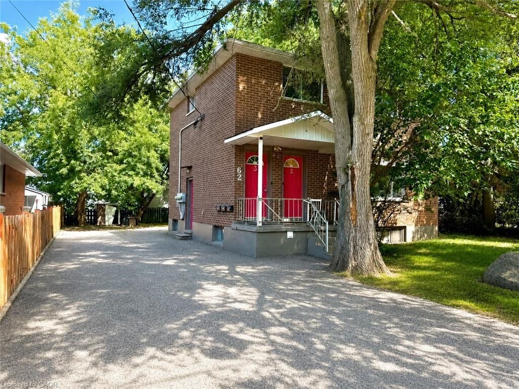 Property Photo:  62 Bond Street 3  ON N2H 4S5 