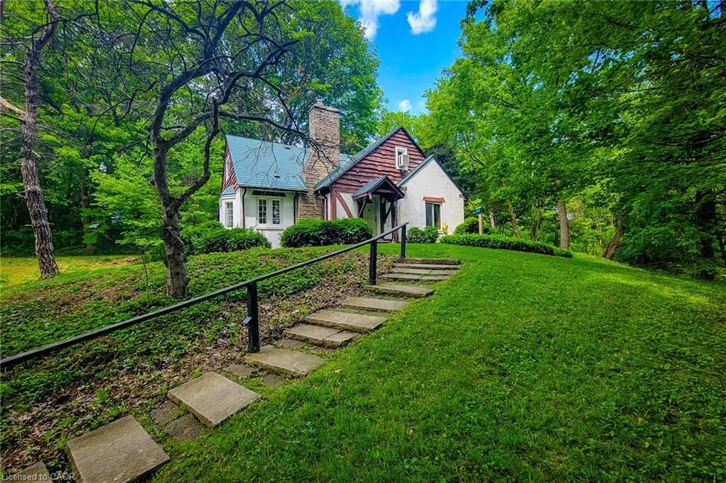 Property Photo: 311 Golf Links Road ON L9G 2N6