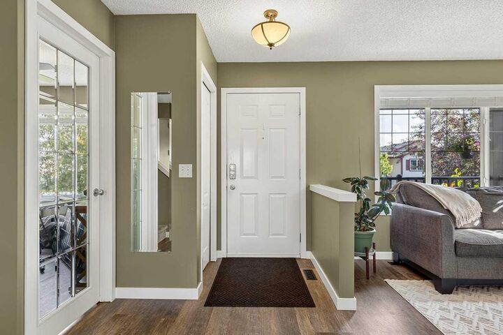 Property Photo:  70 Creek Springs Road NW  AB T4B 2V5 