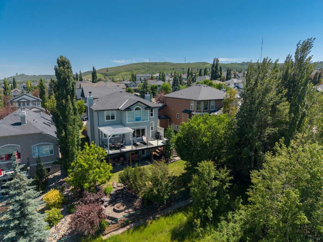 Property Photo: 124 Valley Creek Crescent NW AB T3B 5V3