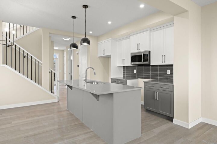Property Photo: 9 Sora Gate SE AB T3S 0M6