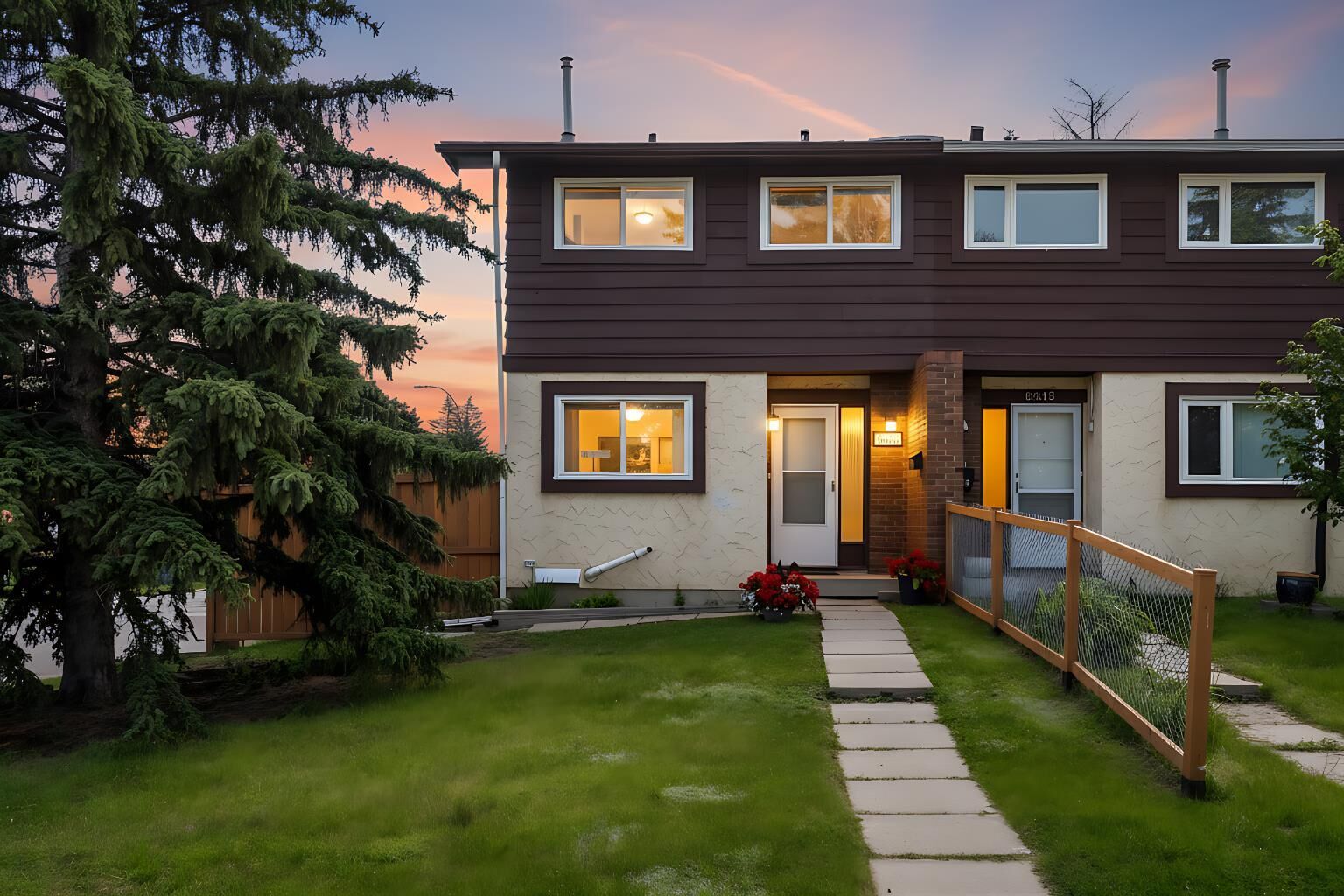 Property Photo:  6501A Huntsbay Road NW  AB T2K 5R3 