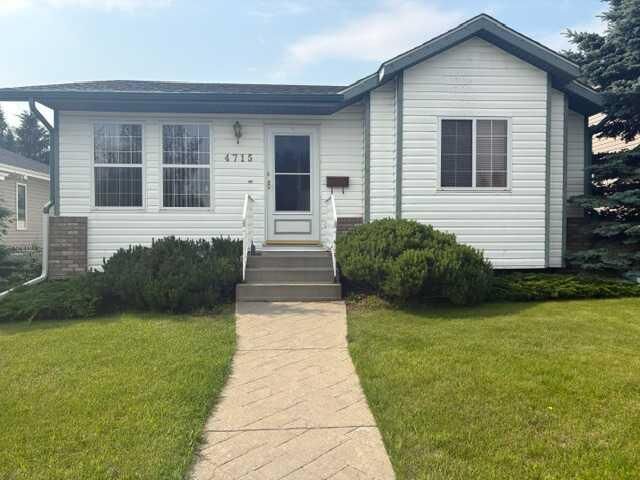 Property Photo:  4715 55 Avenue  AB T4L 1T7 