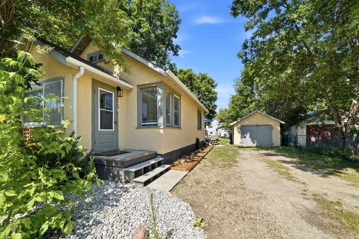 Property Photo: 4730 49 Avenue AB T4L 1N3