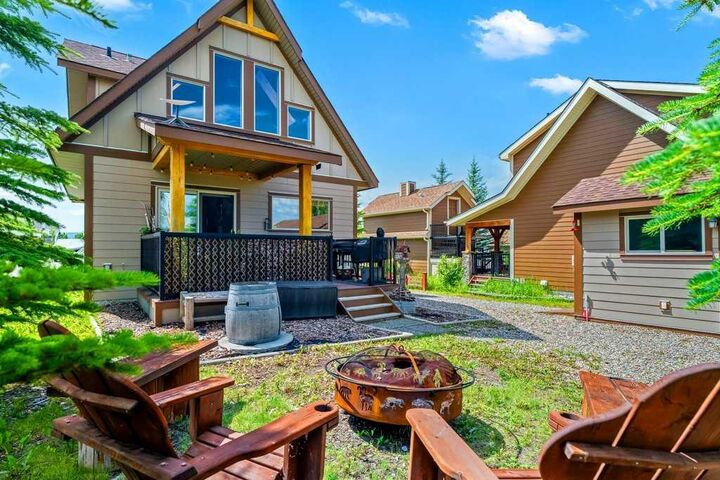 Property Photo:  224 Cottageclub Crescent  AB T4C 1B1 