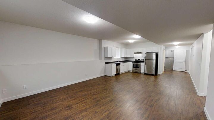 Property Photo:  9717 112 Avenue B  AB T8X 5C2 