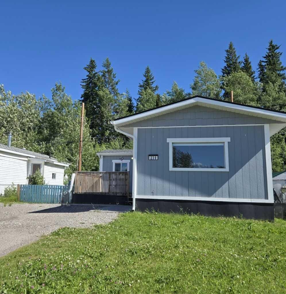 Property Photo: 133 Jarvis Street 239 AB T7V 1R6