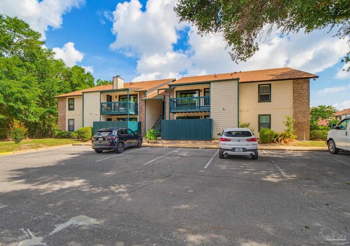 Property Photo:  2299 Scenic Hwy L8  FL 32503 