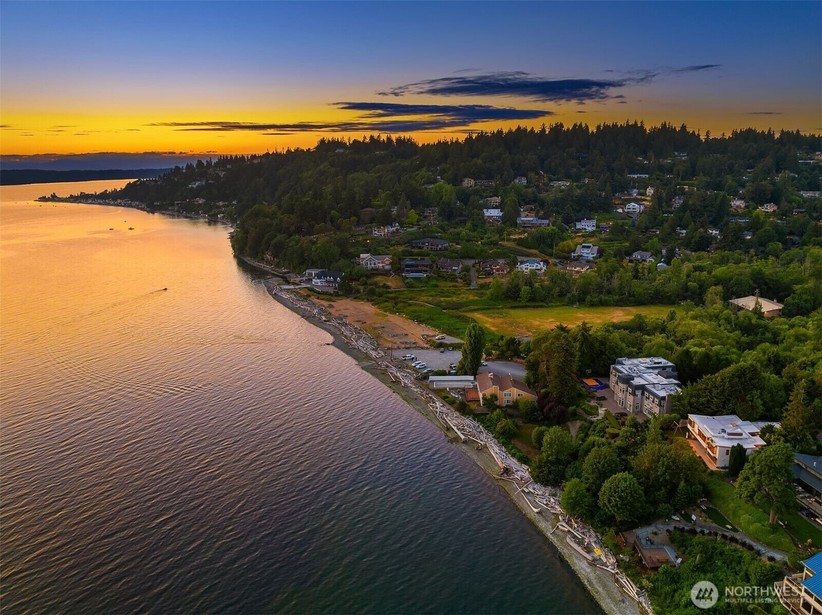 Property Photo:  17825  Normandy Terrace  SW  WA 98166 
