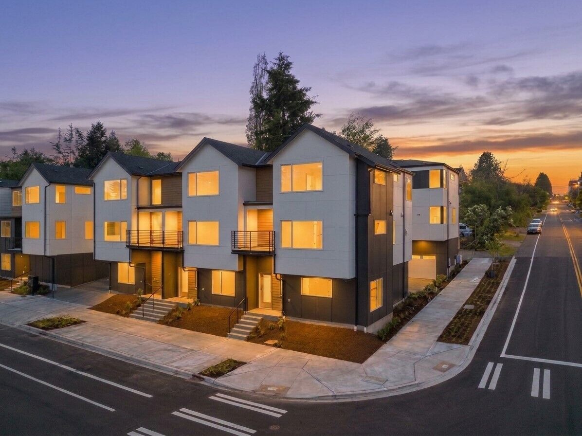 Property Photo: 18000 A 10th Avenue NE WA 98155