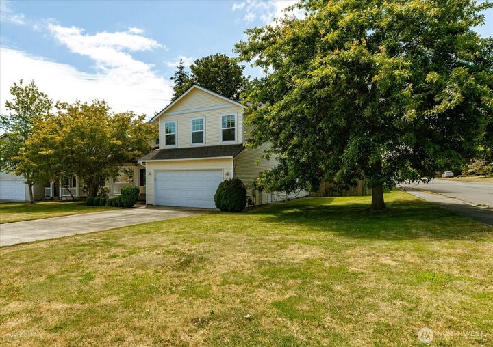Property Photo: 685 SW 1st Avenue WA 98277