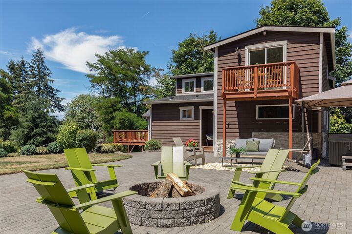 Property Photo: 4921 S 107th Street WA 98178