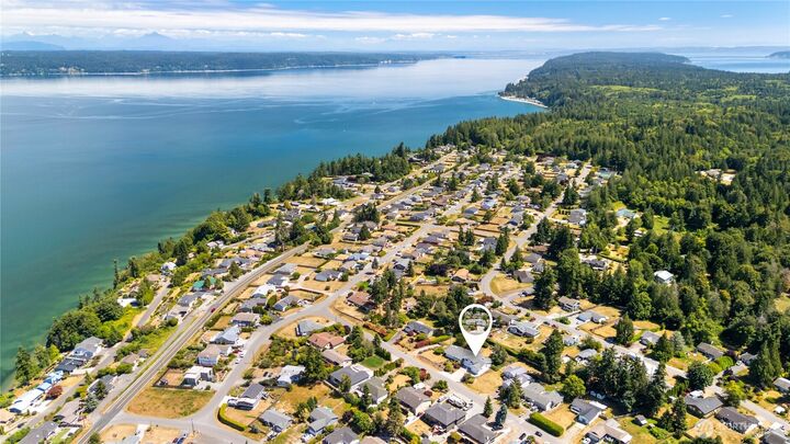 Property Photo: 464 Marine View Place WA 98282