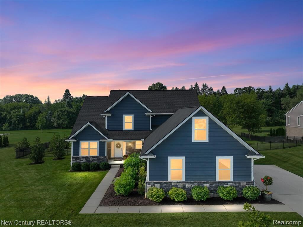 Property Photo: 671 Braxwood Place MI 48381
