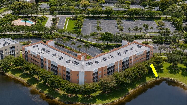Property Photo:  7735 Yardley Dr 101  FL 33321 
