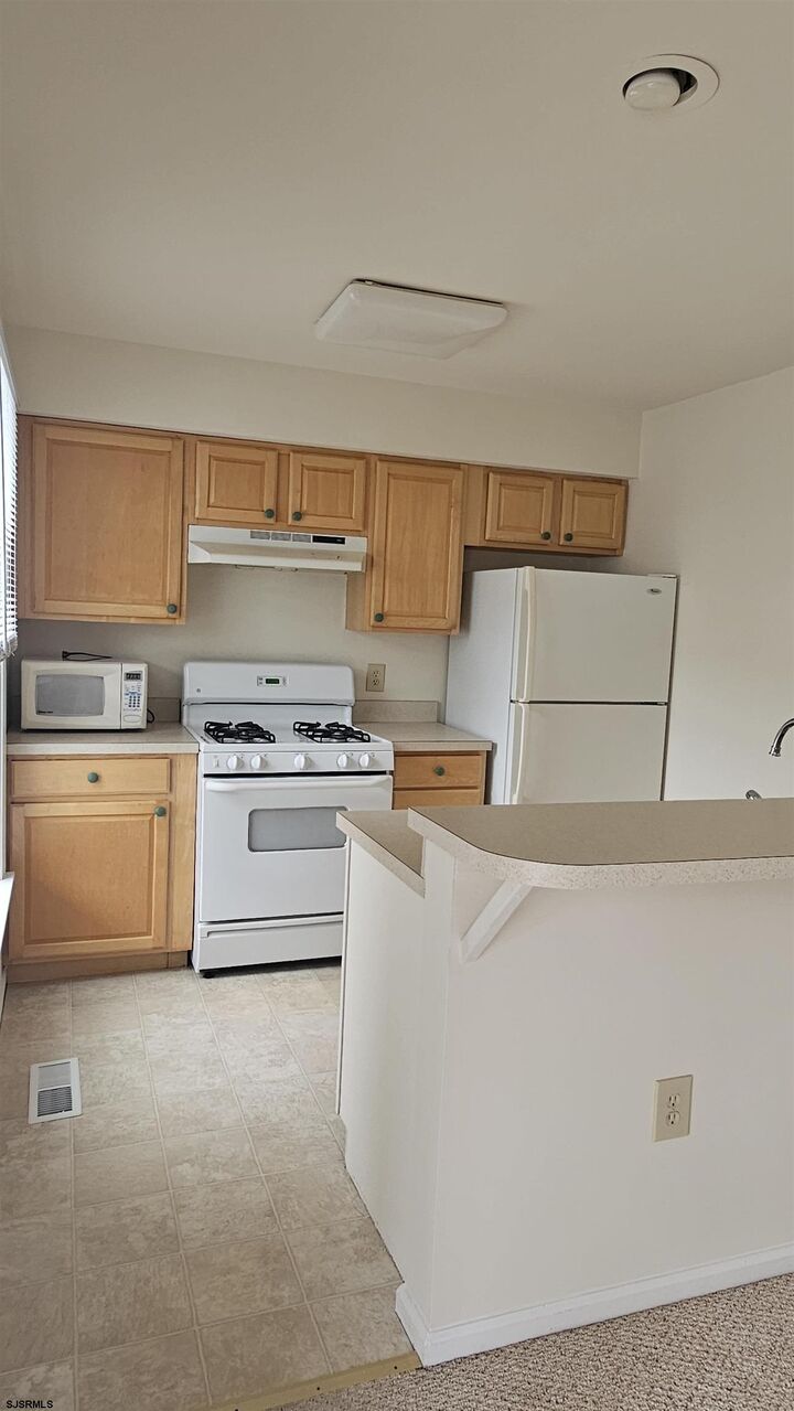 Property Photo:  166 S 39th Street 166  NJ 08203-1312 