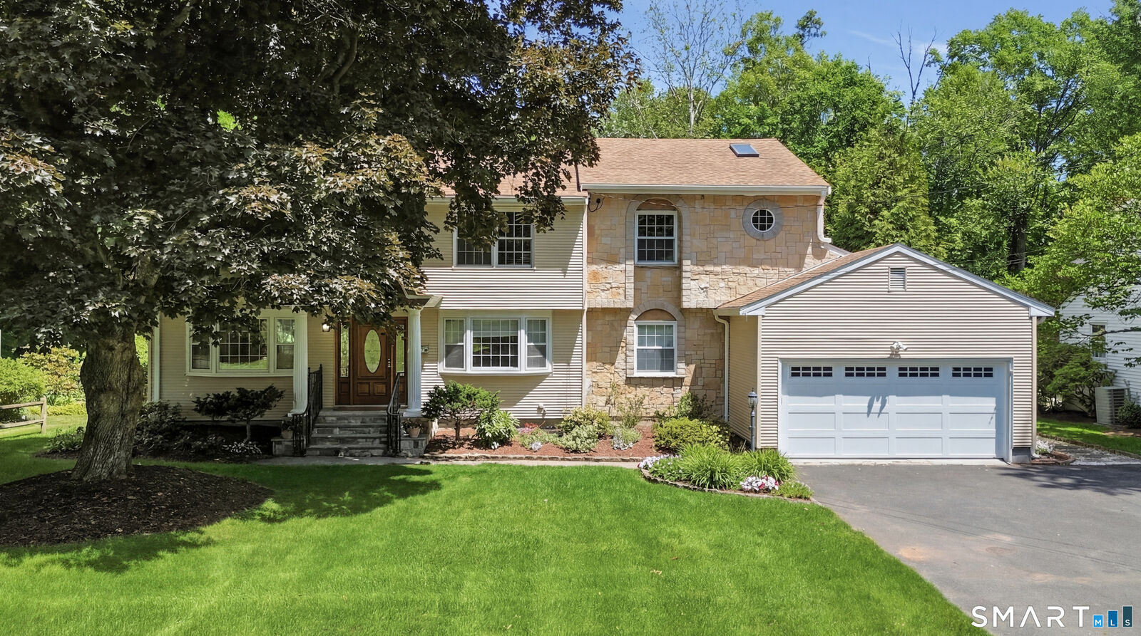 Property Photo: 36 Willowbrook Road CT 06107