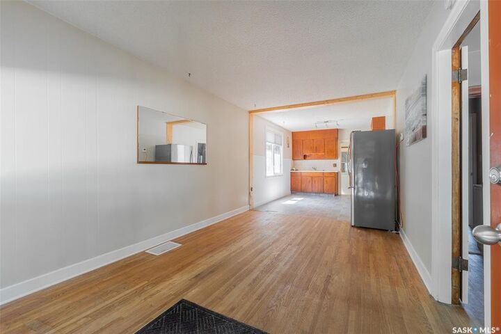 Property Photo:  2236 Mackay Street  SK S4N 2S8 