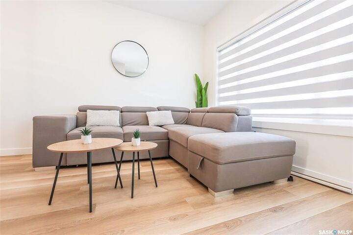 Property Photo: 1543 Richardson Road SK S7M 0W9