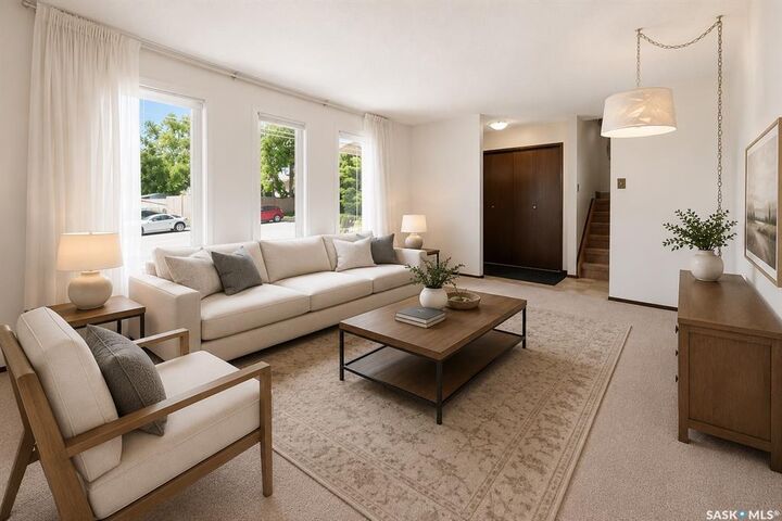Property Photo:  530 Wathaman Crescent  SK S7K 4P9 
