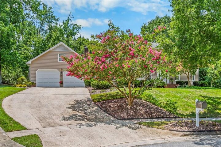 Property Photo: 1203 Brookfield Court NC 27262