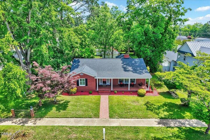 Property Photo: 402 N Main Street NC 27524