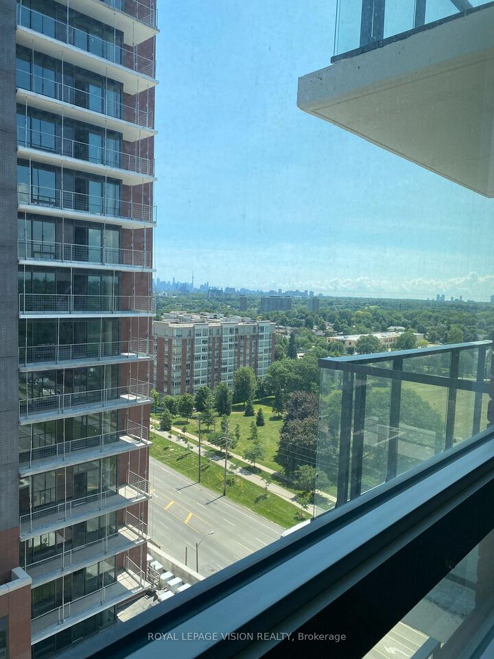 Property Photo:  4010 Eglinton Avenue W 1222  ON M9A 0G5 