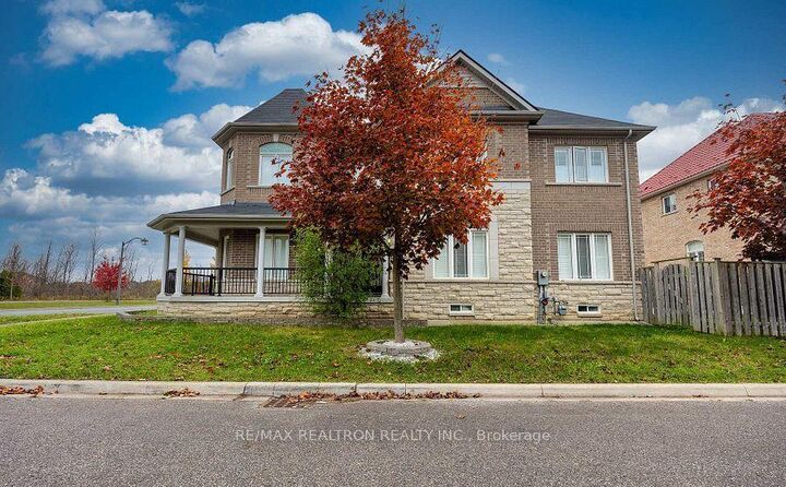 16 Snowling Drive W — photo 1
