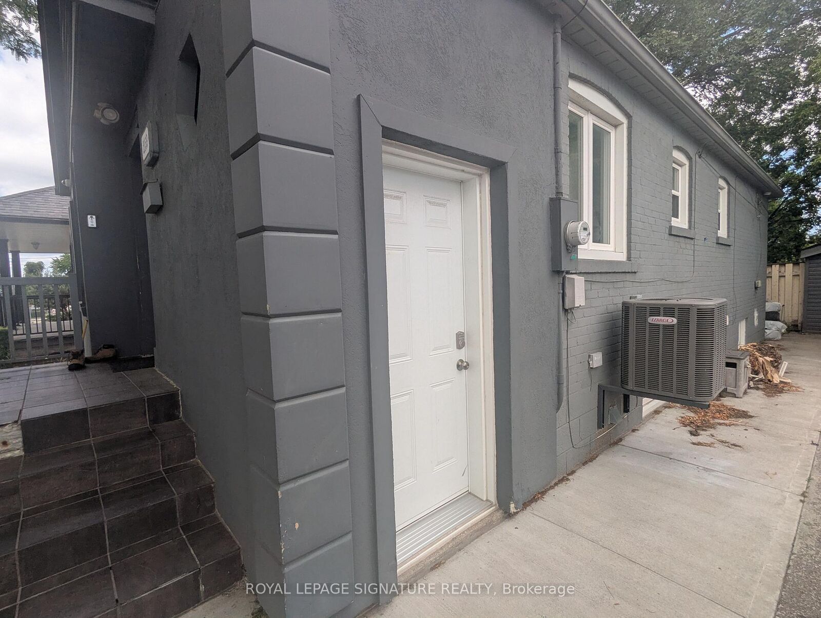 Photo de la propriété:  2159 Kipling Avenue 2  ON M9W 4K7 