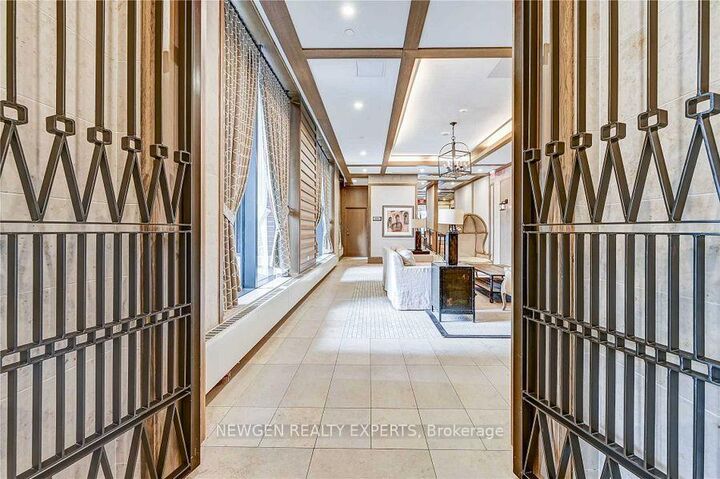 Property Photo: 830 Lawrence Avenue W 2405 ON M6A 0B6