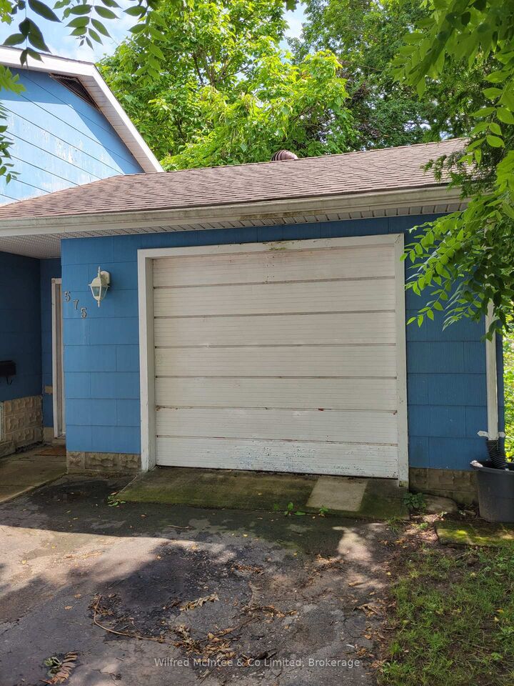 Property Photo: 575 11th Street ON N4N 1T4