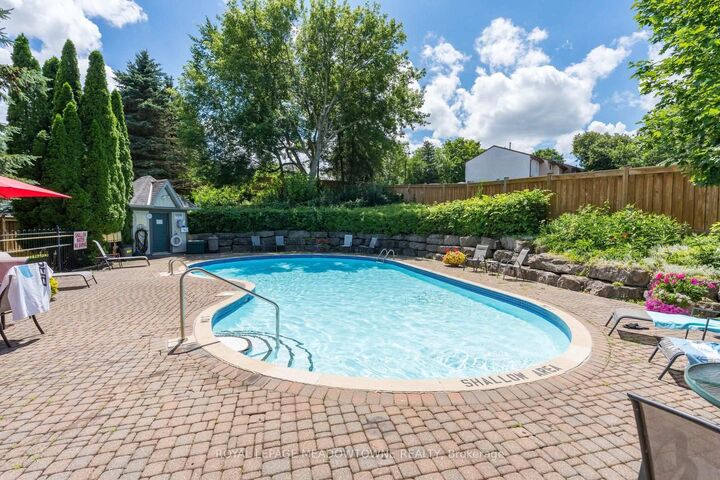 Property Photo:  76 River Drive 11  ON L7G 2J2 