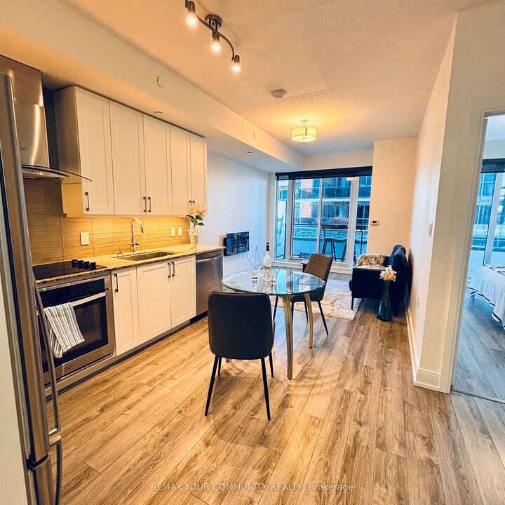 Property Photo:  9600 Yonge Street 318B  ON L4C 0X3 